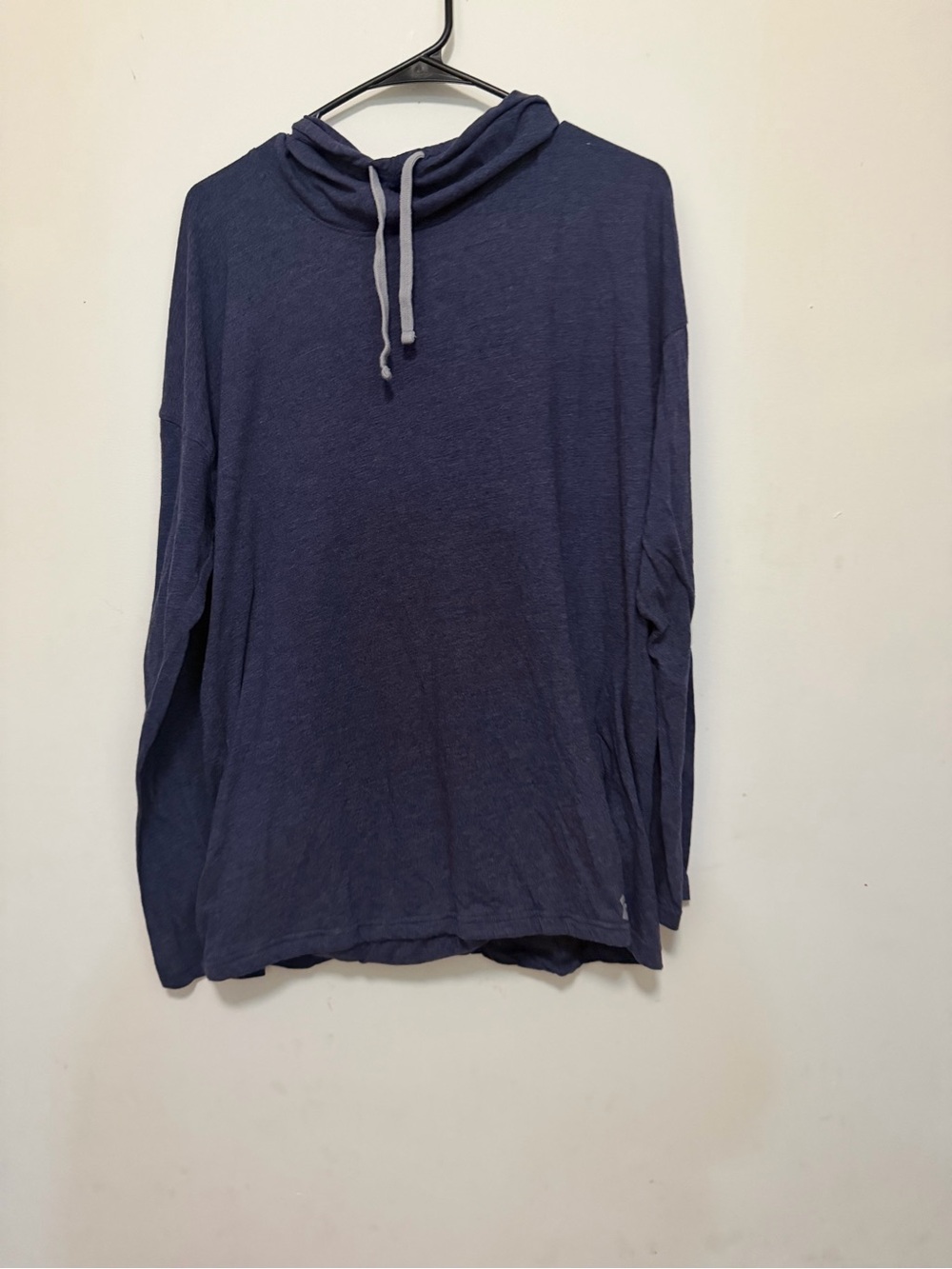 Under Armour Navy Hooded Long Sleeve Pullover